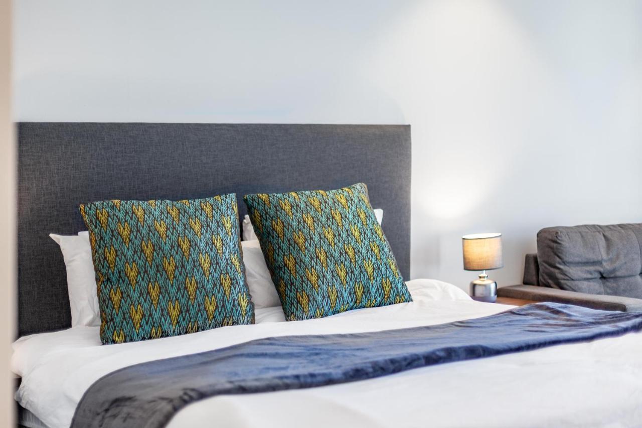 Luxurious 16 On Bree Studio Apartment - Harbour Views Cape Town Bagian luar foto